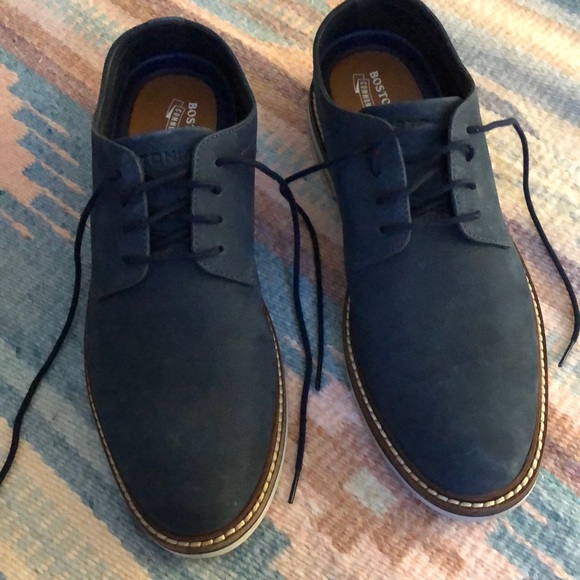 bostonian dezmin plain